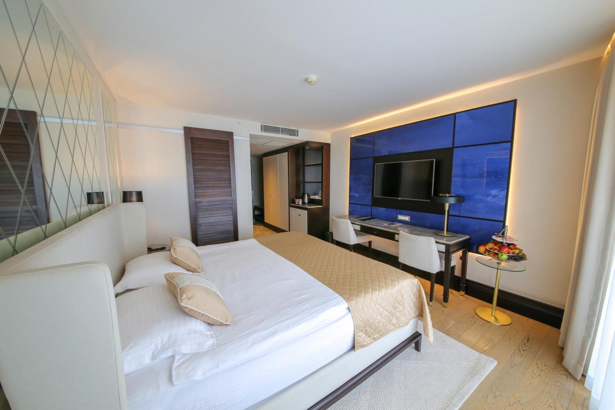 קוסדסי Charisma De Luxe Hotel מראה חיצוני תמונה
